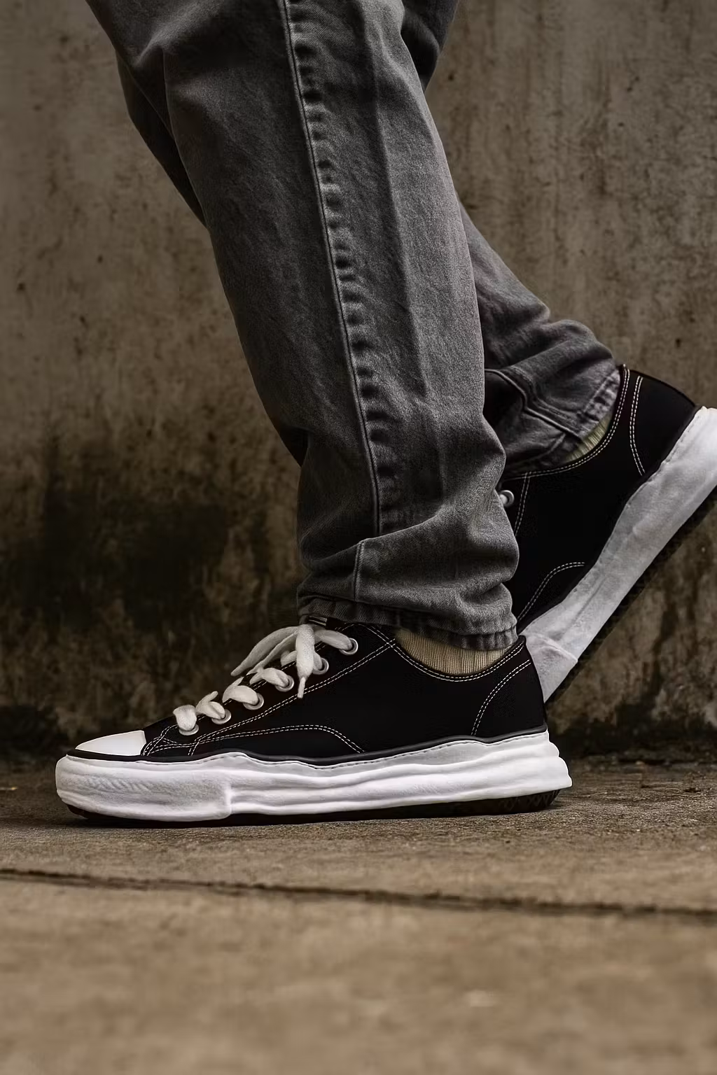 MIHARA YASUHIRO Maison Peterson OG Sole Canvas Low 'Black' A01FW702-BLK MIHARA YASUHIRO Maison Peterson OG Sole Canvas Low 'Black' A01FW702-BLK